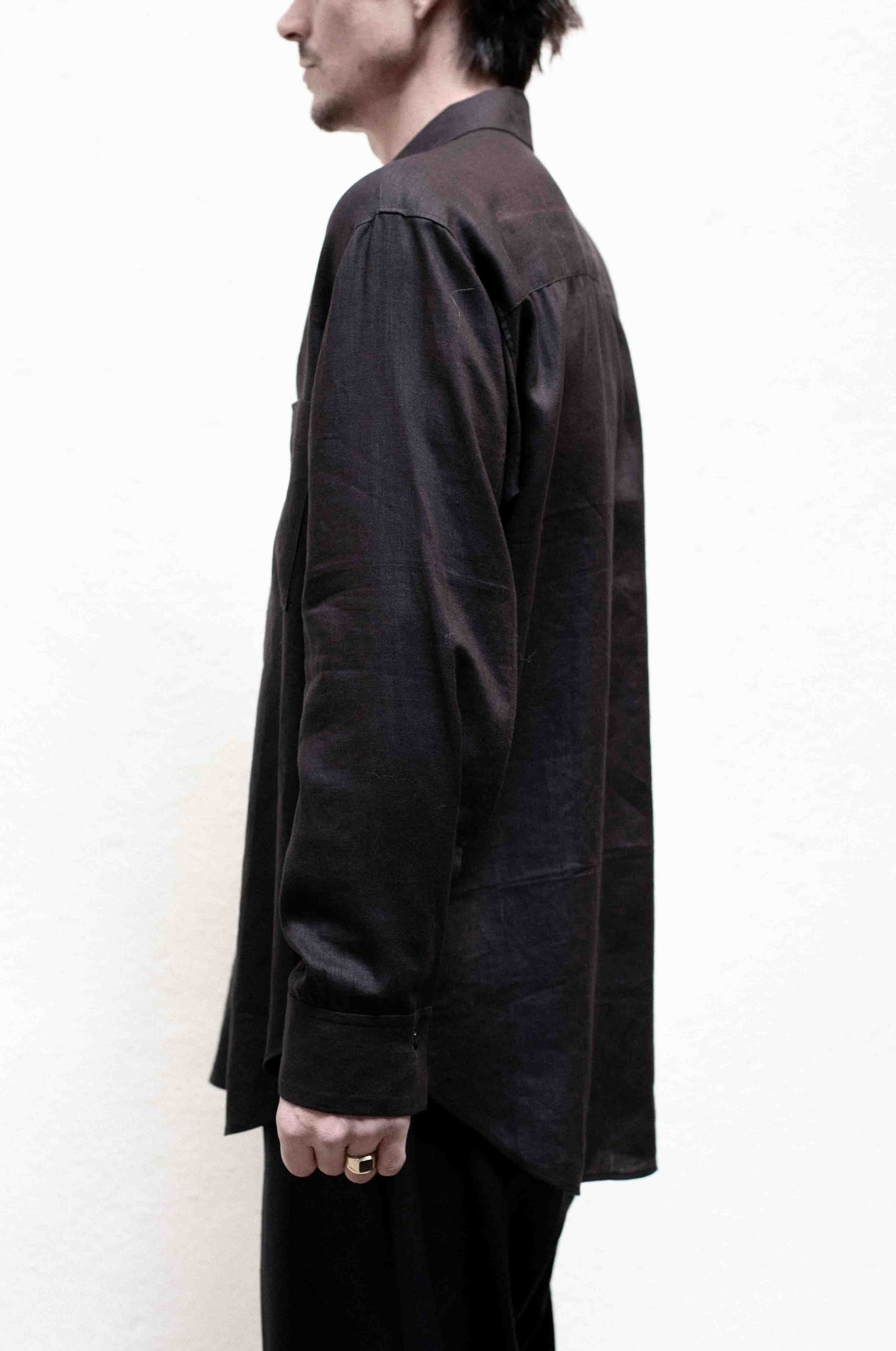 Casual Shirt in Black Linen