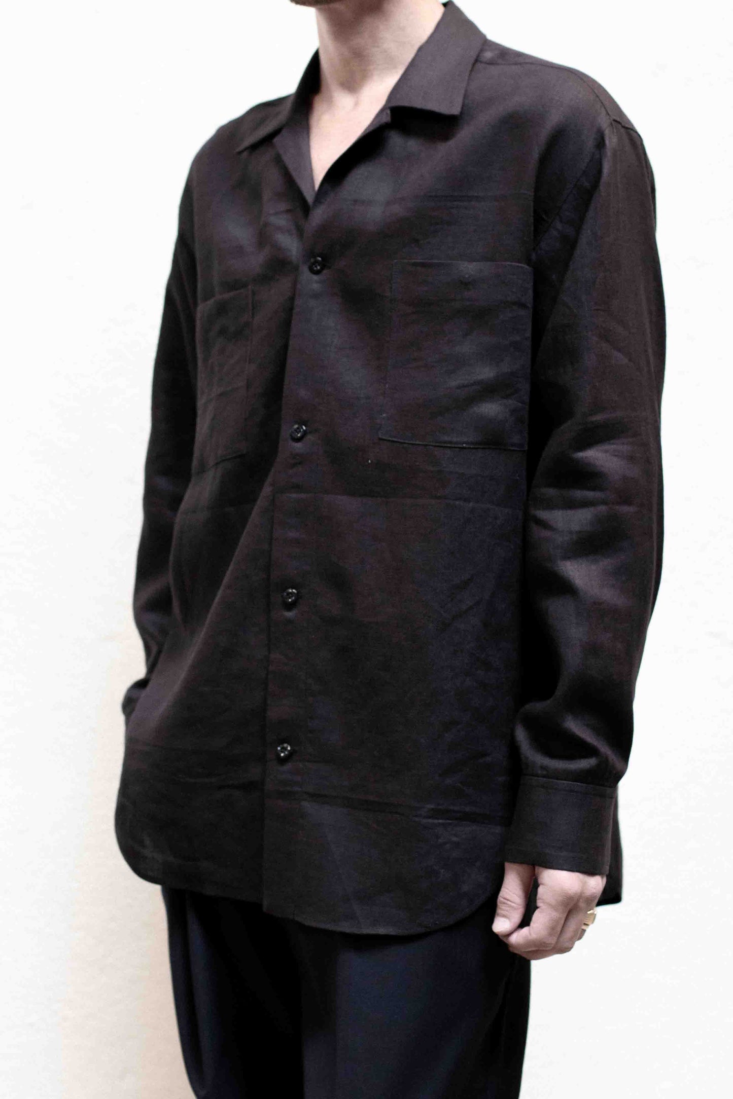 Casual Shirt in Black Linen