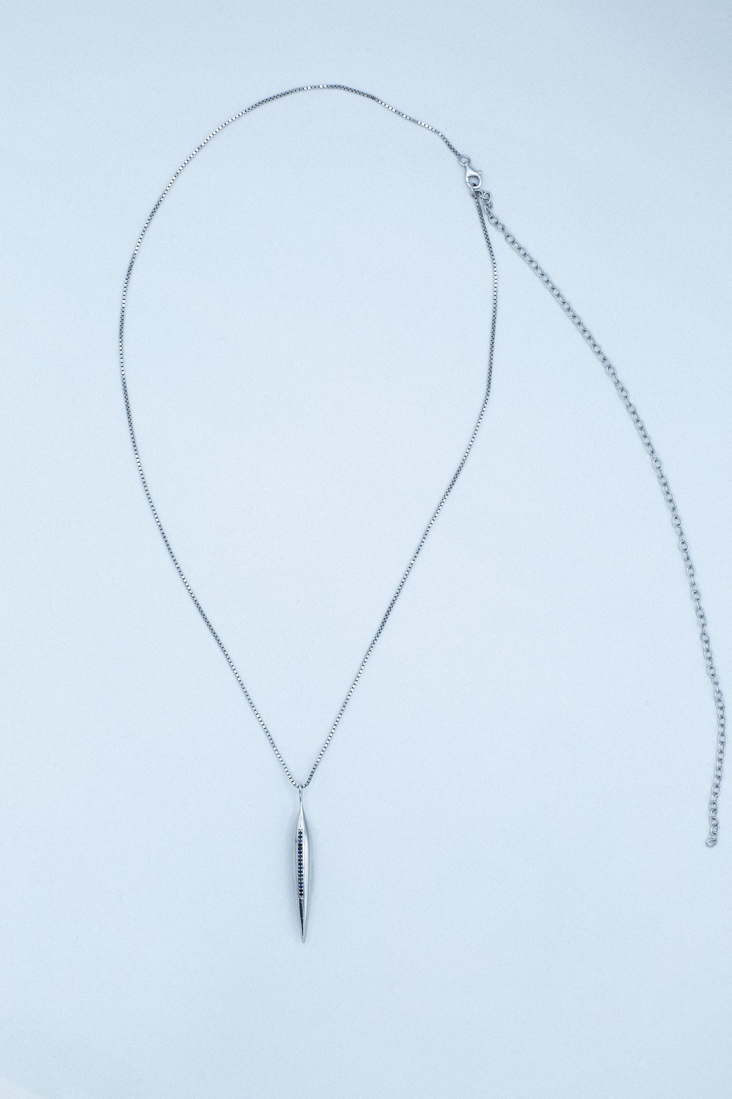 HERO PENDULUM WITH SAPPHIRE