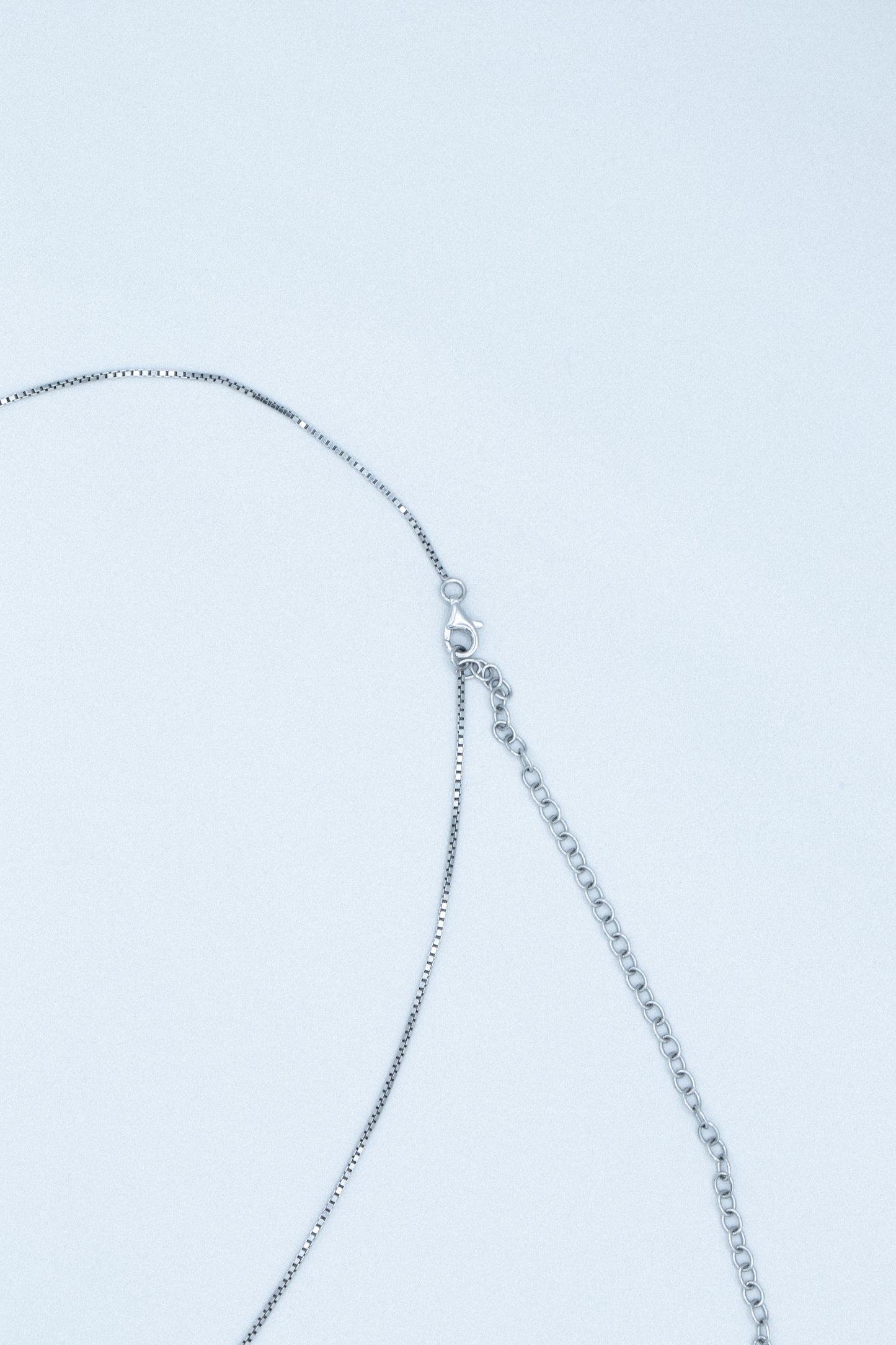 HERO PENDULUM WITH SAPPHIRE