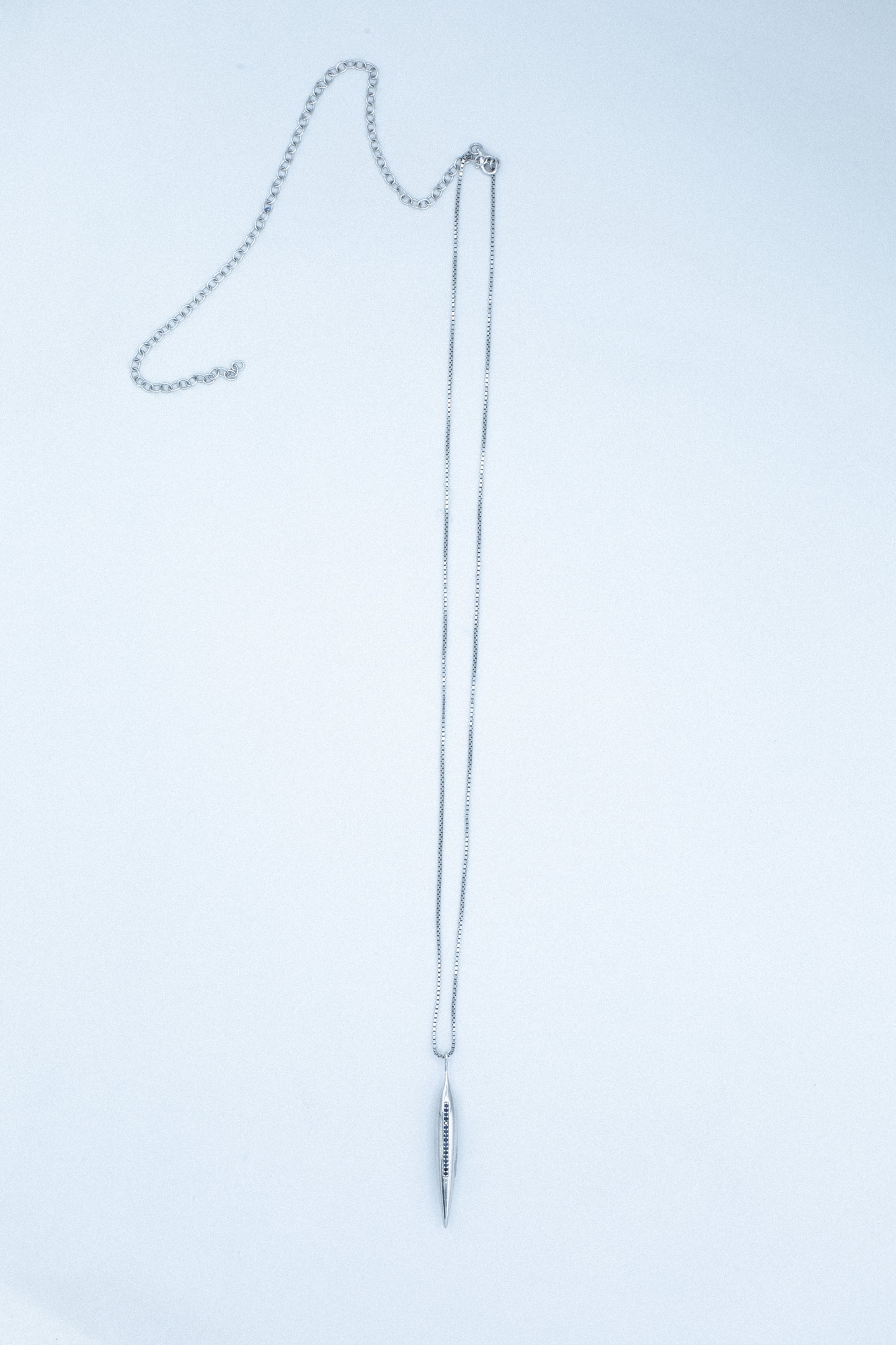 HERO PENDULUM WITH SAPPHIRE