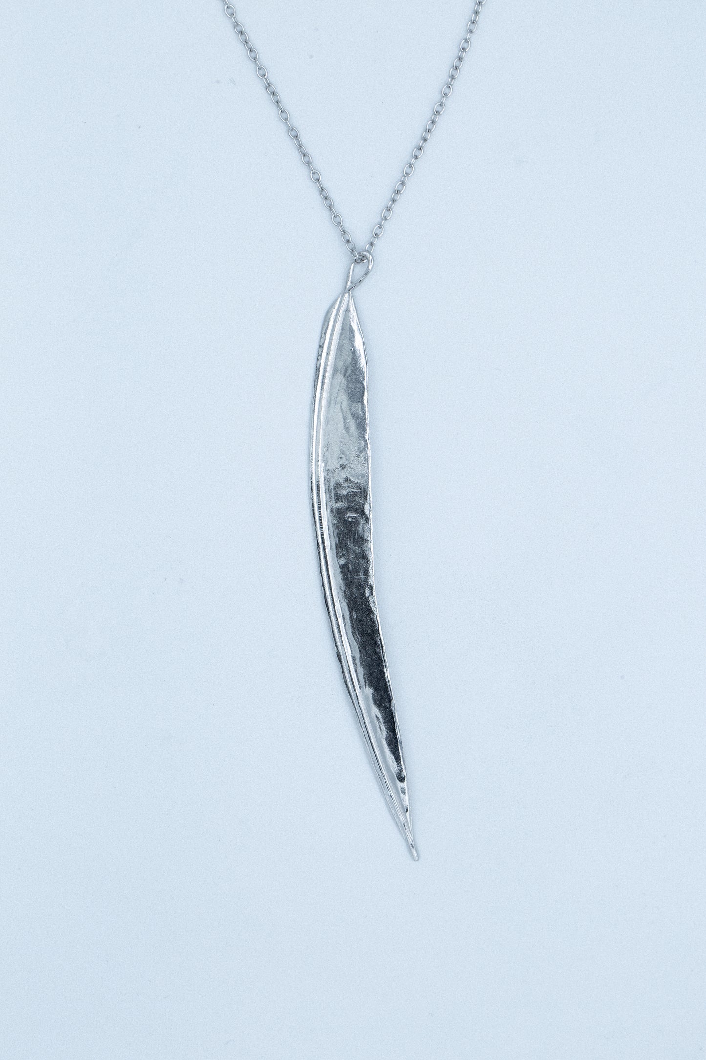 BIG FEATHER PENDANT
