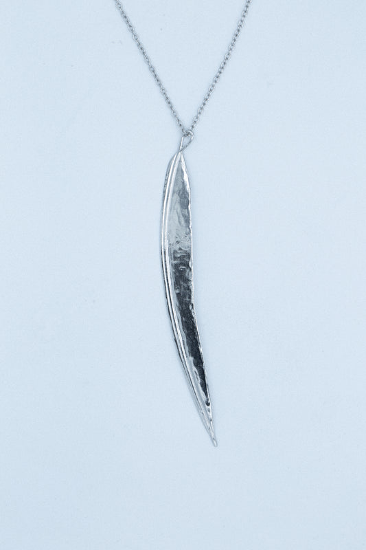 BIG FEATHER PENDANT