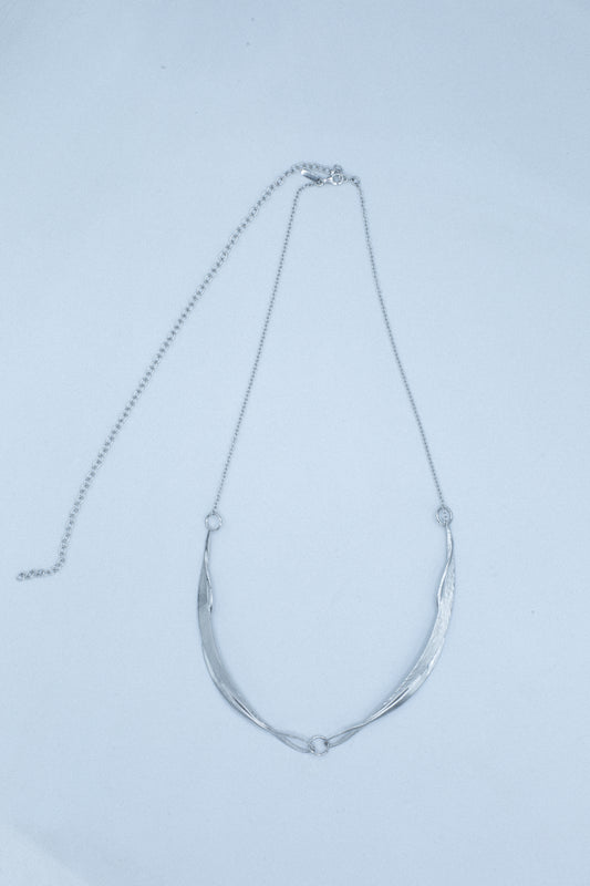 CHARM COLLAR NECKLACE