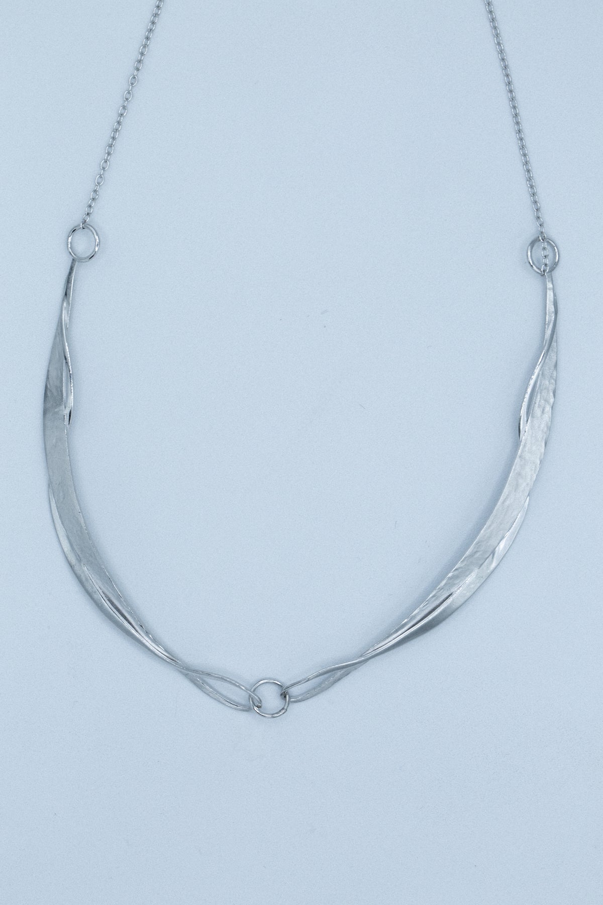 CHARM COLLAR NECKLACE