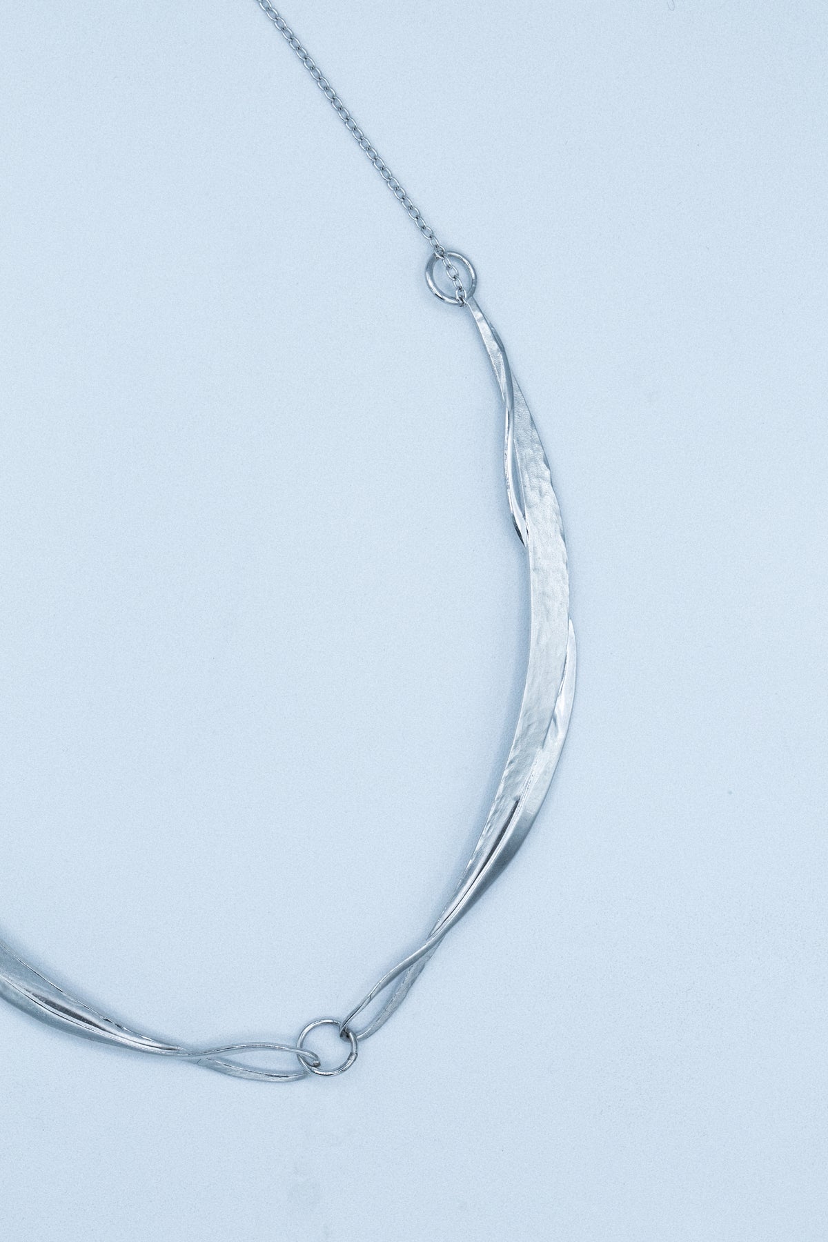 CHARM COLLAR NECKLACE