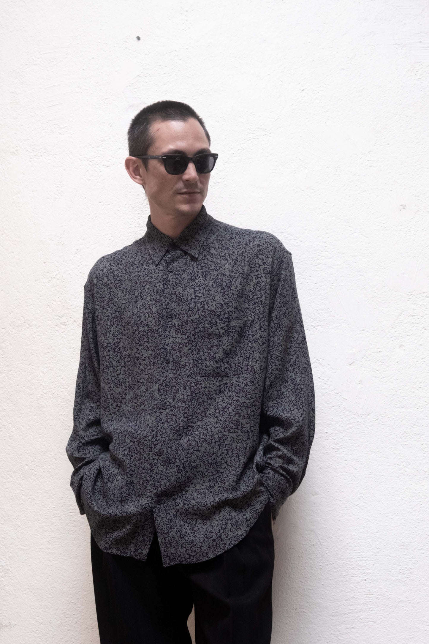 Dress Shirt in Dark Blue Print Tencel