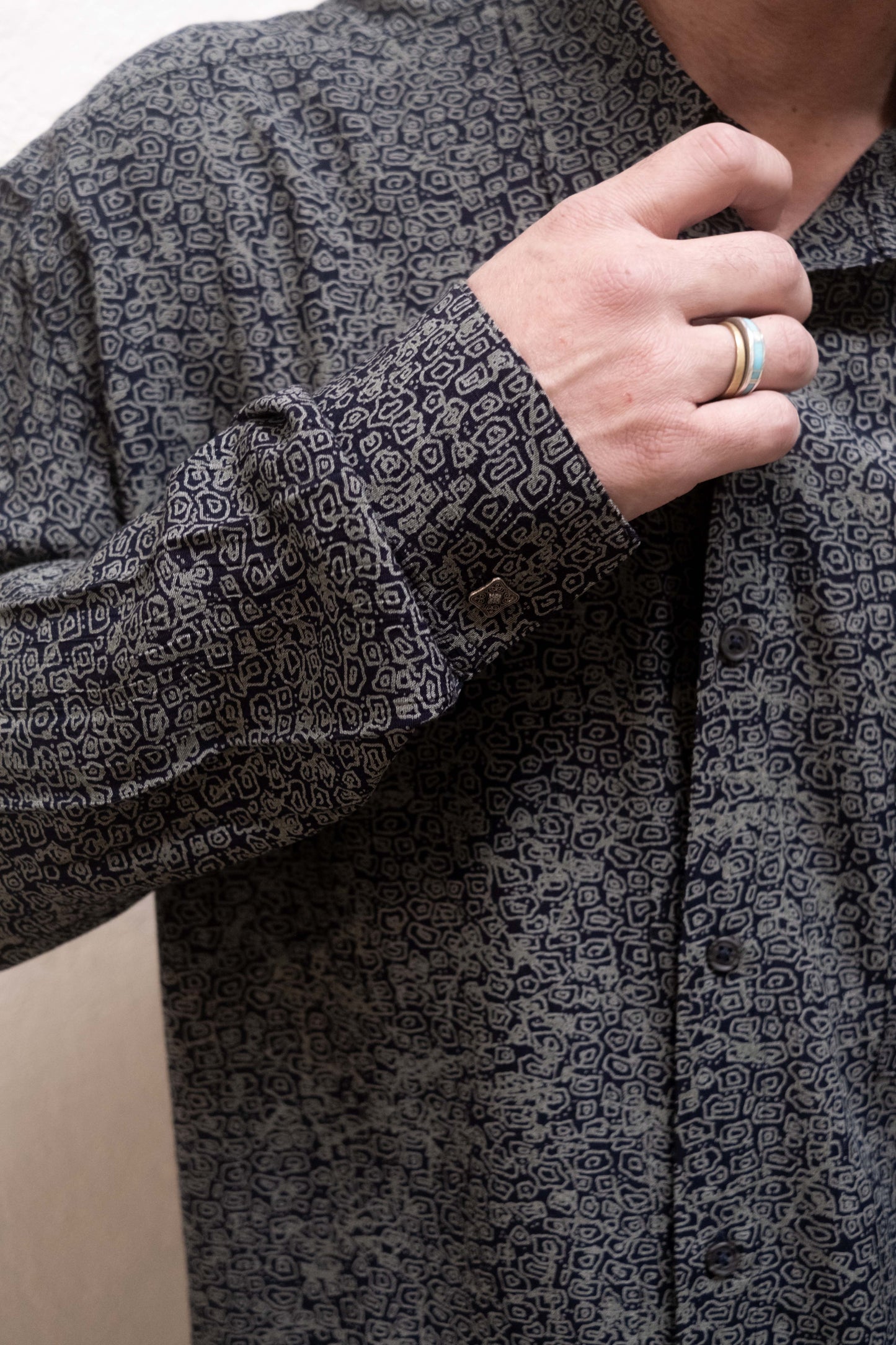 Dress Shirt in Dark Blue Print Tencel