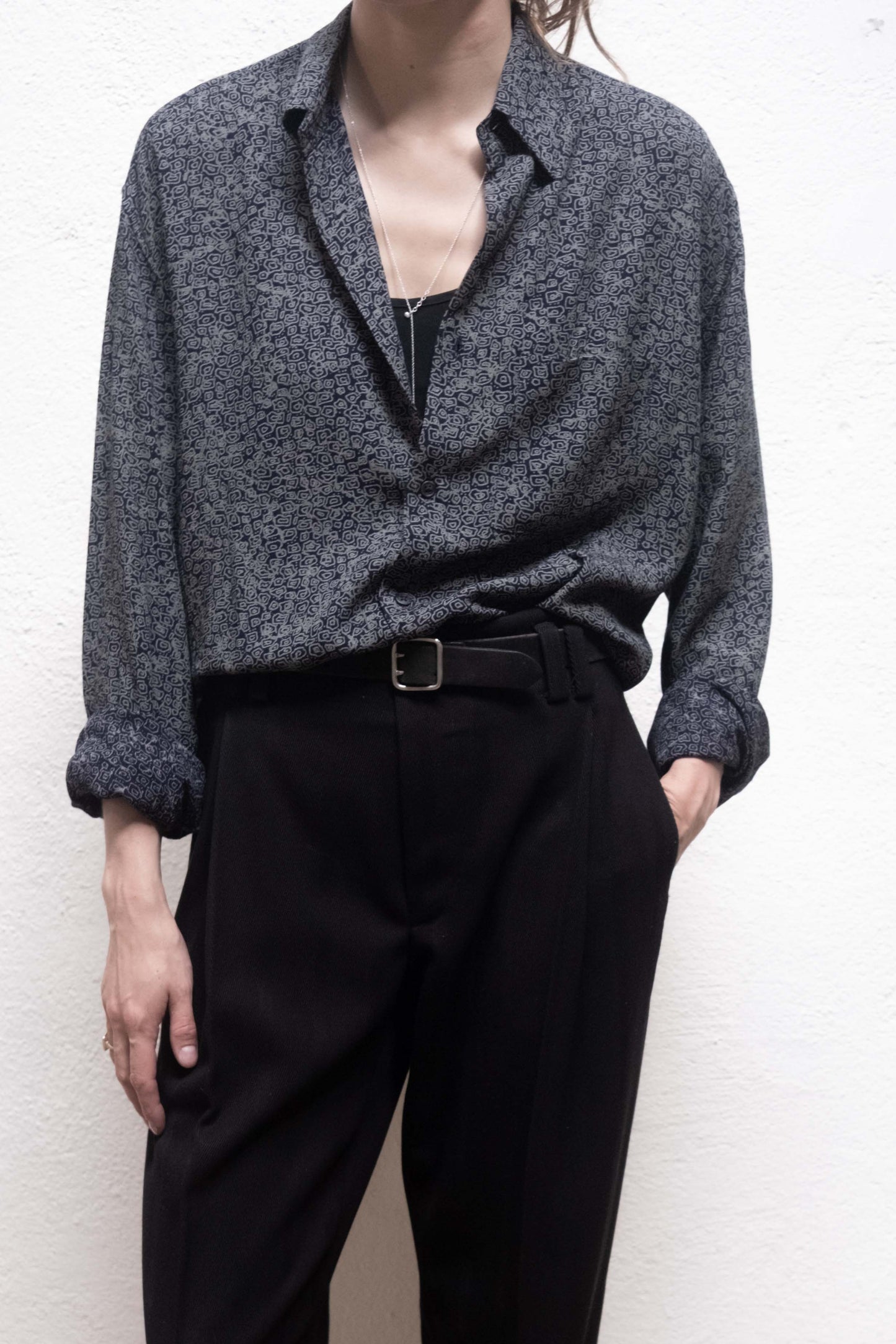 Dress Shirt in Dark Blue Print Tencel