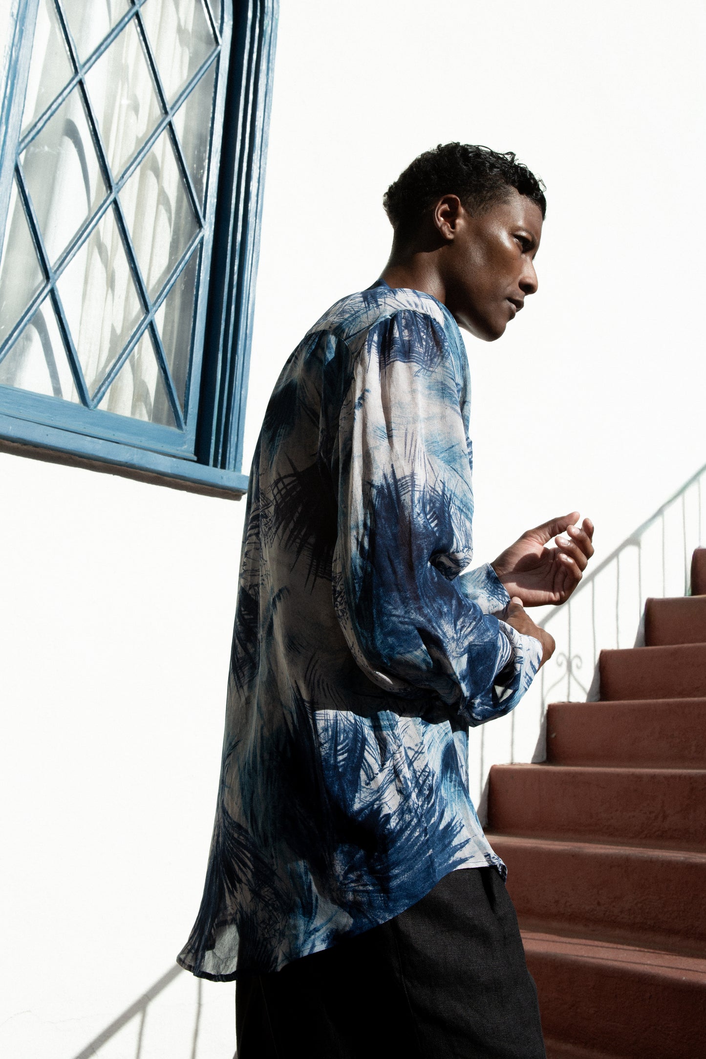 Dress Shirt in Palm Print Rayon